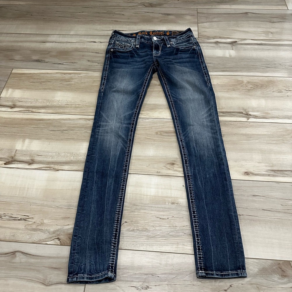Rock revival “Alaina” size 25 skinny jeans